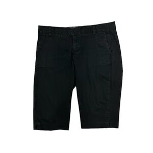 GAP Cropped Bermuda Straight Shorts Size 6 Dark Blue